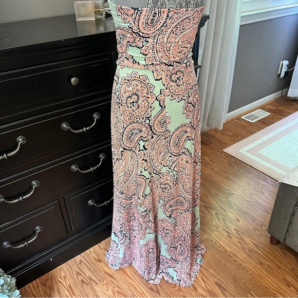 The Limited Pink Soft Sage Strapless Maxi Dress – Paisley Print Size Small - Picture 6 of 15